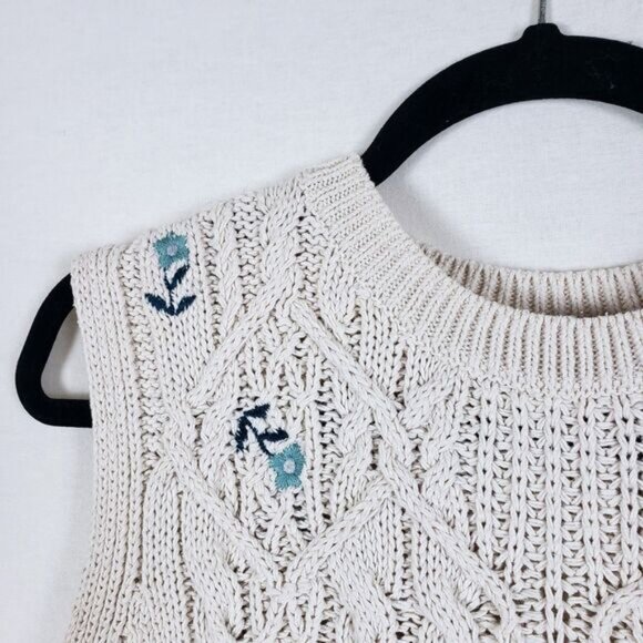 Zara Embroidered Sweater Vest Womens S Cream Cable Knit Cropped Cottagecore - Picture 4 of 11